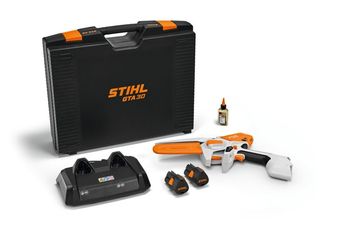 Scie à batterie GTA 30 avec 2 batteries AS 2, 1 chargeur rapide AL 5-2 et 1 mallette à outils