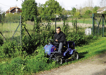 SRA950A DEBROUSAILLEUSE AUTOPORTEE 24CV 95 CM 